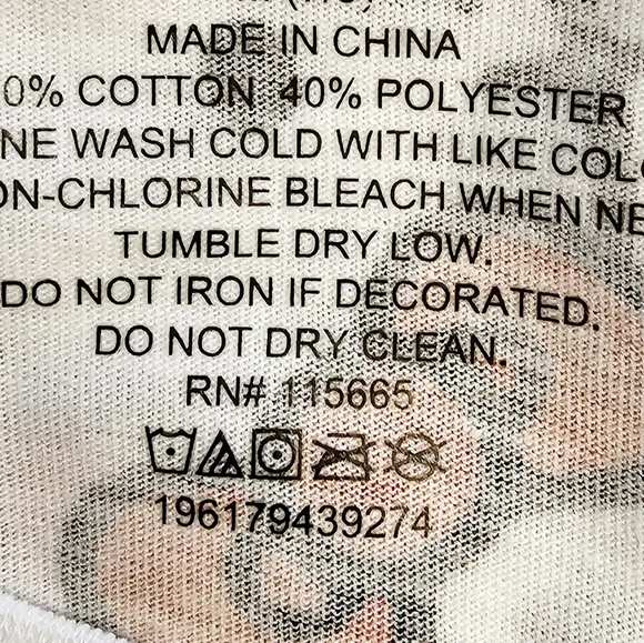 Hello Kitty crop top size Medium long sleeves. Sanrio cute Kawaii crop t… - Picture 8 of 9